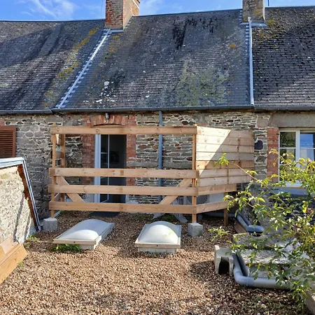 Montgenets Ferienhaus Genêts