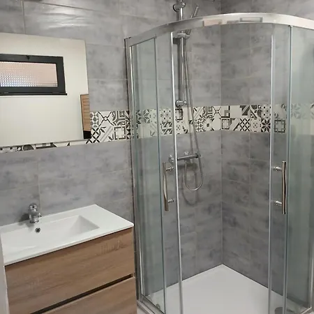 度假居 Montgenets